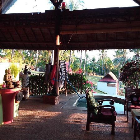 Stargate Villa Pintu Bintang Pemenang エクステリア 写真
