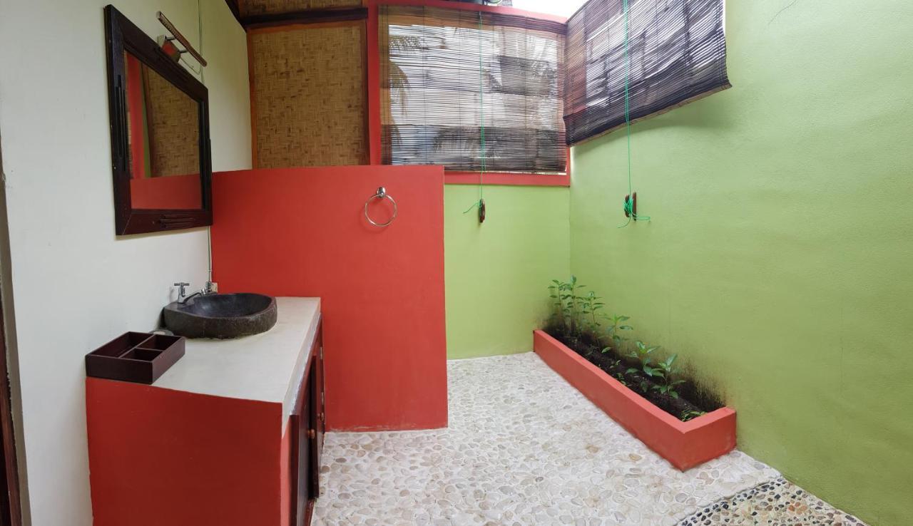 Stargate Villa Pintu Bintang Pemenang エクステリア 写真
